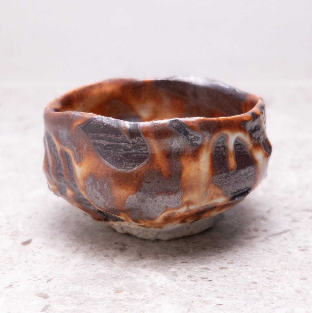 山口真人 火焔志野酒碗 2676 – TENSHUDO｜SAKE × SHUWAN GALLERY