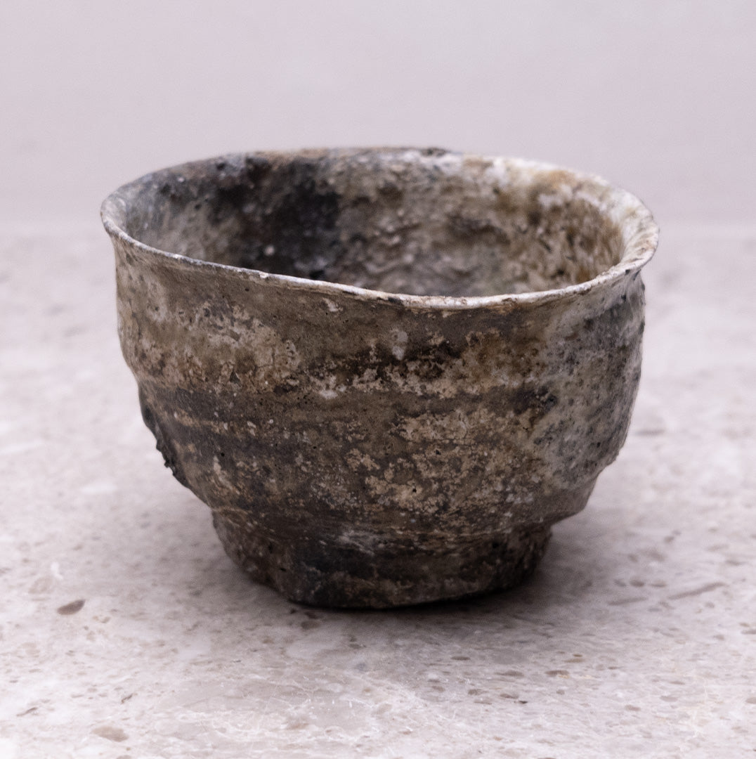 谷本貴　伊賀湯呑　茶器　湯呑　小服茶碗　酒器　酒碗　ぐい呑　新品未使用　本物保証 伊賀ぐい呑（谷本貴）Iga Sake Cup（Takashi Tanimoto